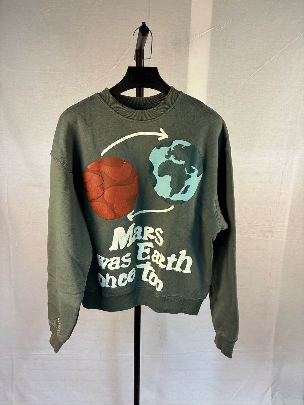 Broken Planet Mars Was Earth Once Too Green Crewneck Sweatshirt L